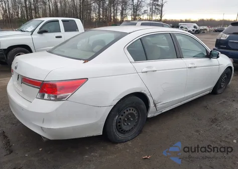 2011 Honda Accord 2.4 Lx из США, поврежденный, VIN 1HGCP2F32BA123755